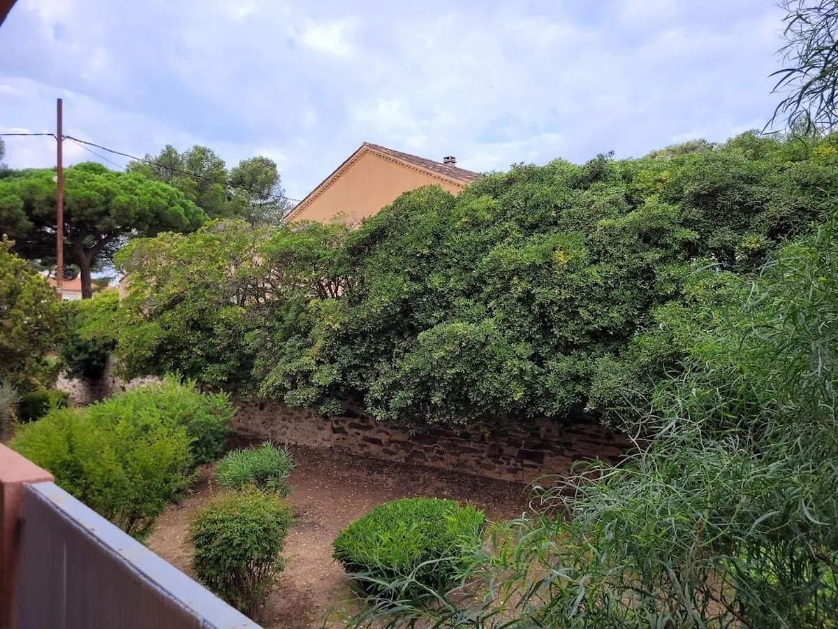 Joli T2 A Giens Apartment Hyeres France