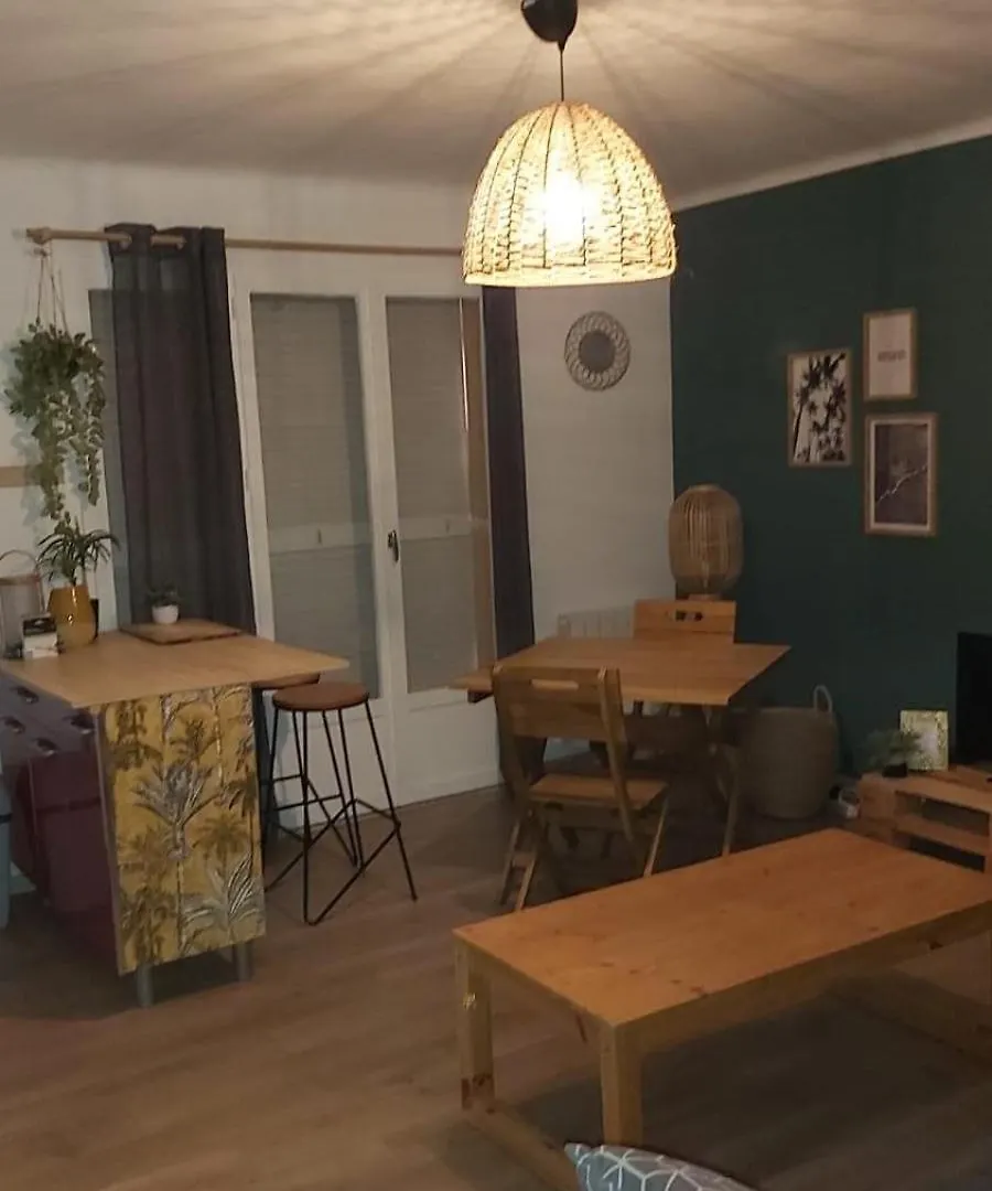 Joli T2 A Giens Apartment Hyeres 0*,  France