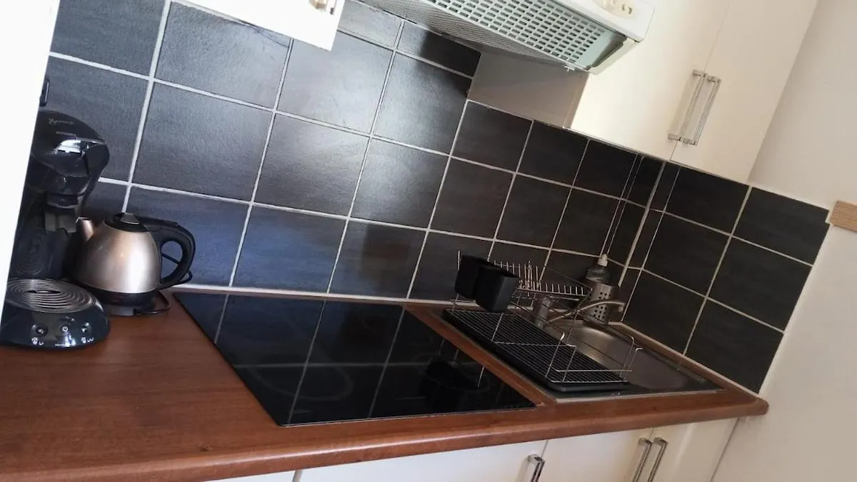 Joli T2 A Giens Apartment Hyeres